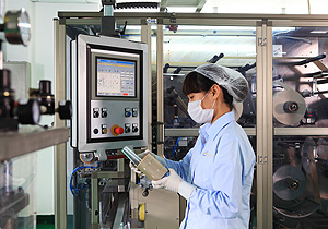 意大利進(jìn)口卷繞機(jī)